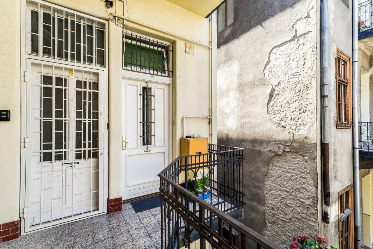 Bpr Little Attractico Apartment Budapeste Exterior foto